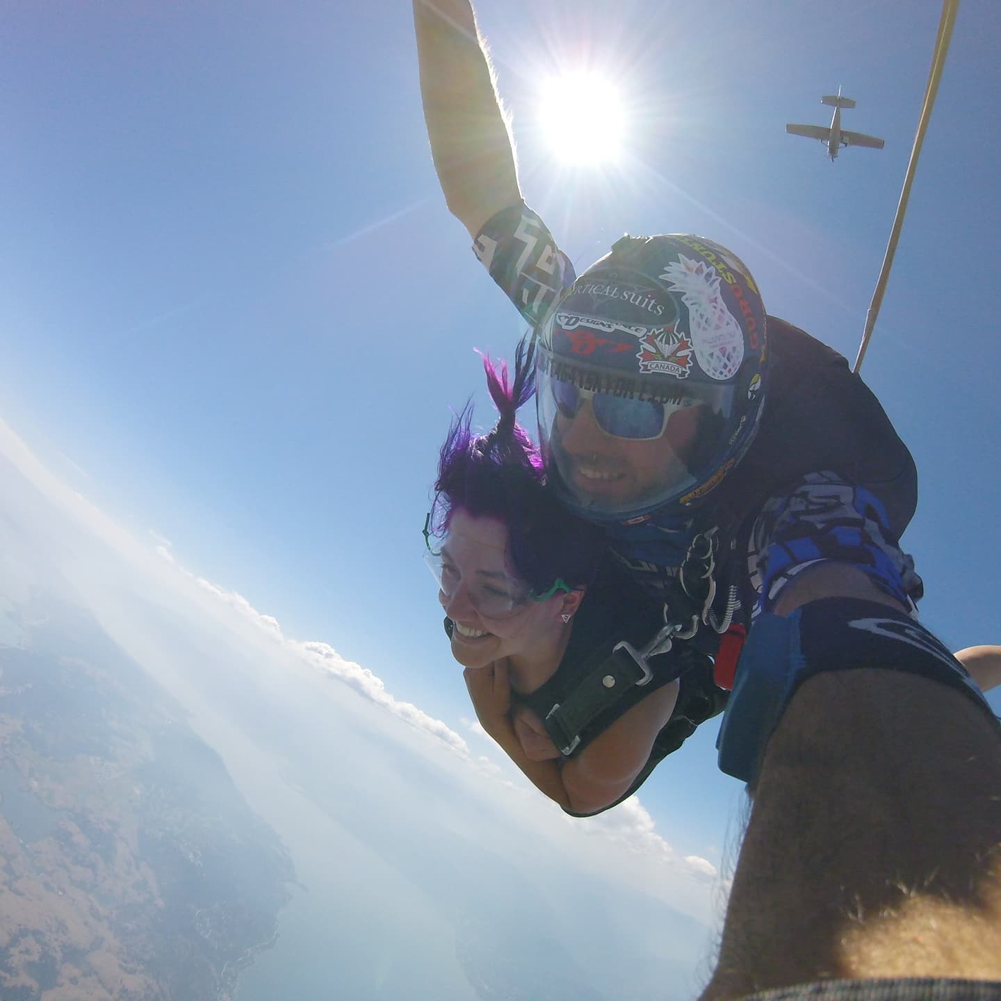 tandem skydiving